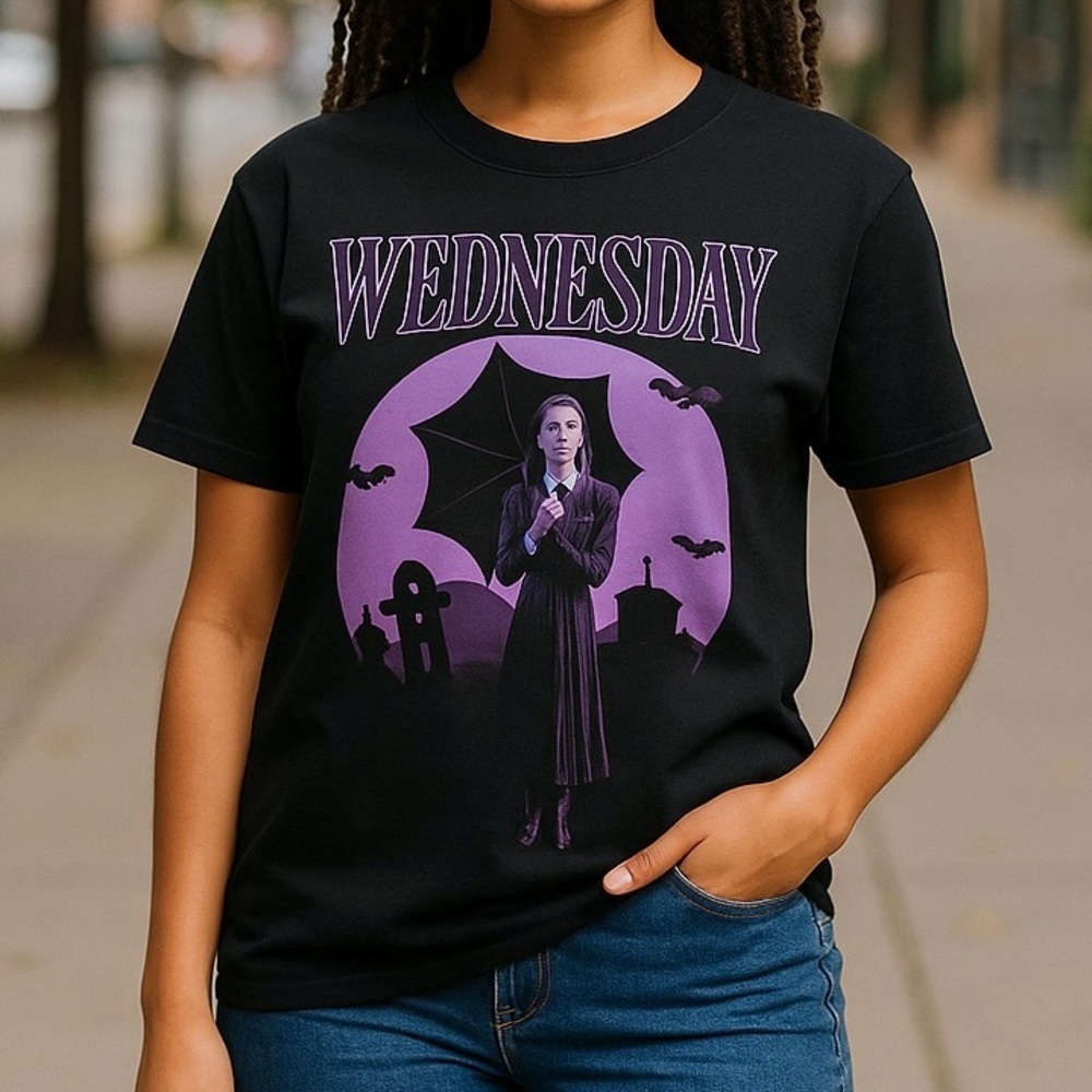 Old Navy Wednesday Addams Umbrella Tee Women's M Black Addams Family Spooky NWT
